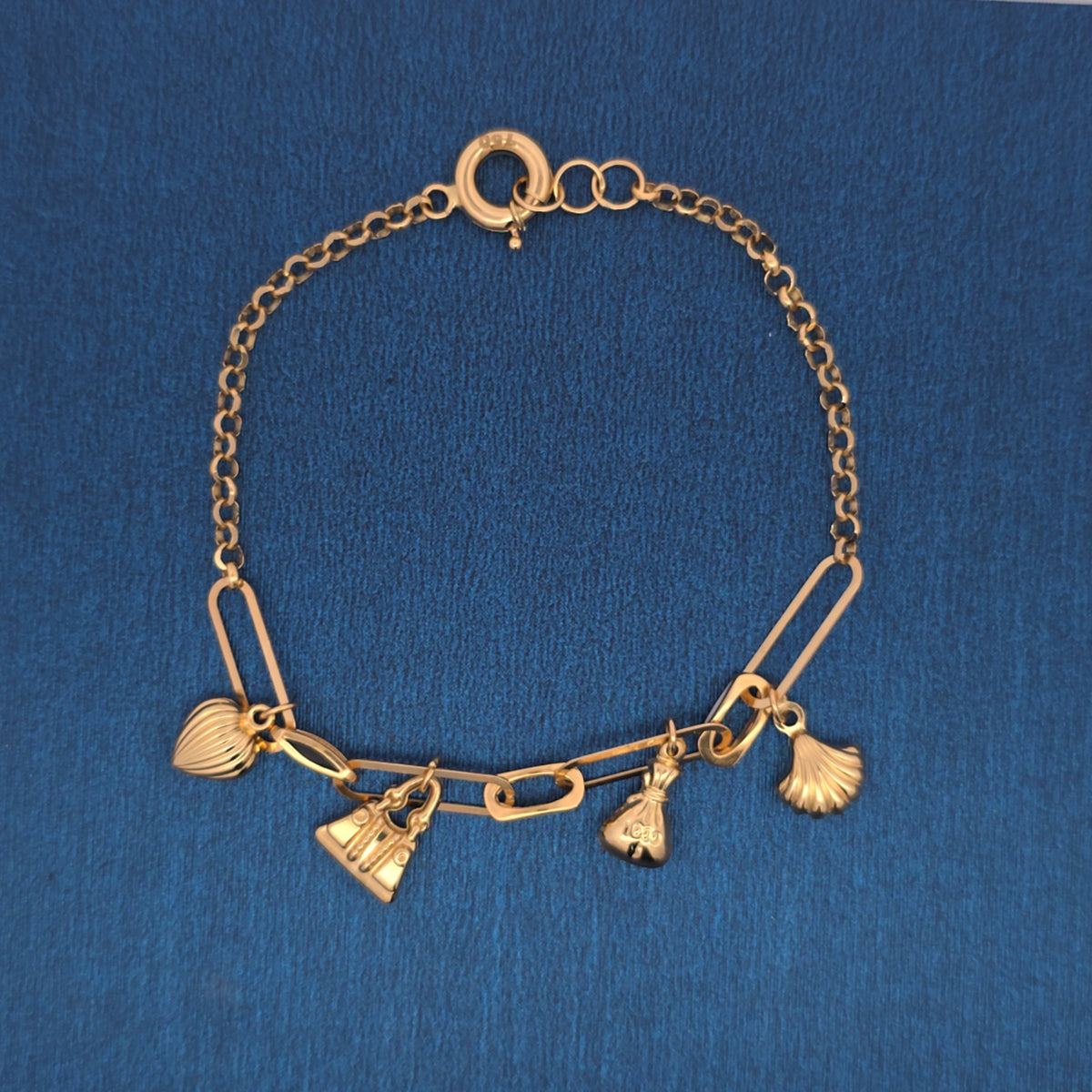 18K bracelet with charms 6.86g