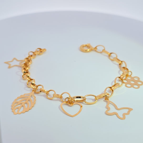 21K bracelet with charms 5.75g